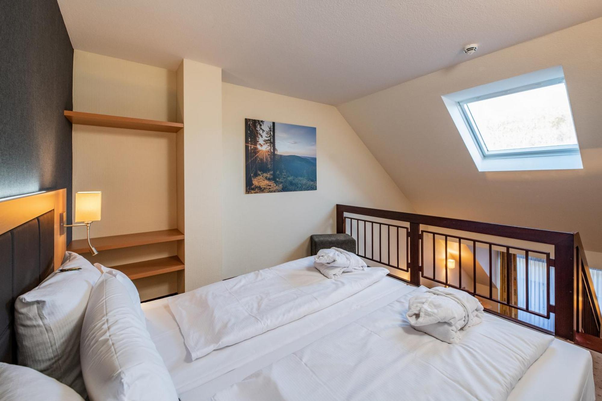 Goebel'S Seehotel Diemelsee Exteriér fotografie